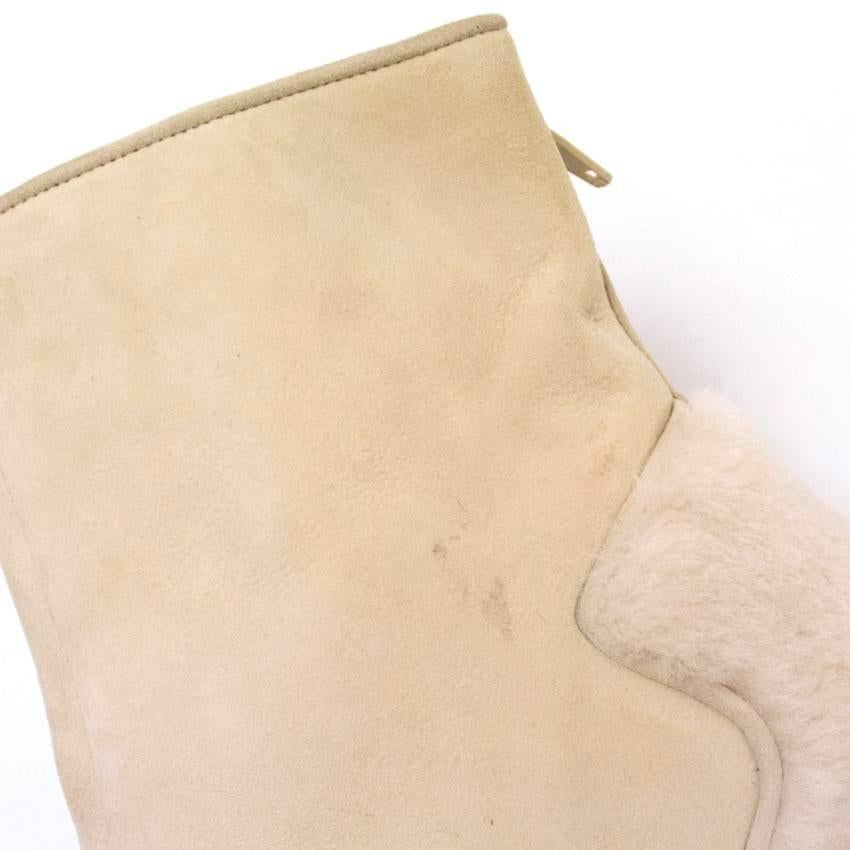 Manolo Blahnik Cream Pointed Boots With Shearling Fur And Suede For Sale 2