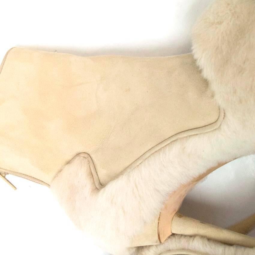 Manolo Blahnik Cream Pointed Boots With Shearling Fur And Suede For Sale 3