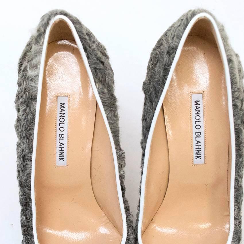 Manolo Blahnik Shearling Grey Heels With Patent White Heel For Sale 1