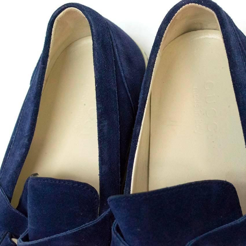  Gucci Navy Suede Loafers with Silver Buckle For Sale 3
