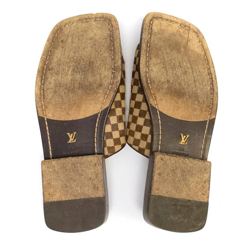 Louis Vuitton Mule Sandals In Good Condition In London, GB