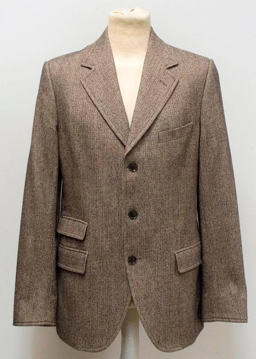 Dolce & Gabbana men's brown houndstooth blazer. 
- Crafted with cotton and wool 
- Standard notch lapel 
- Single breasted design 
- Four button cuff 

Condition: 10/10 

Approx. Measurements-