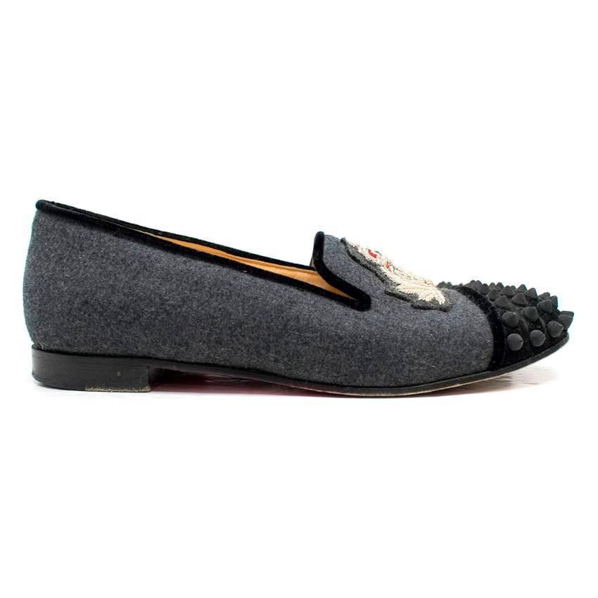 Christian Louboutin Ladies Grey Spiked Embroidered Loafers In Good Condition For Sale In London, GB