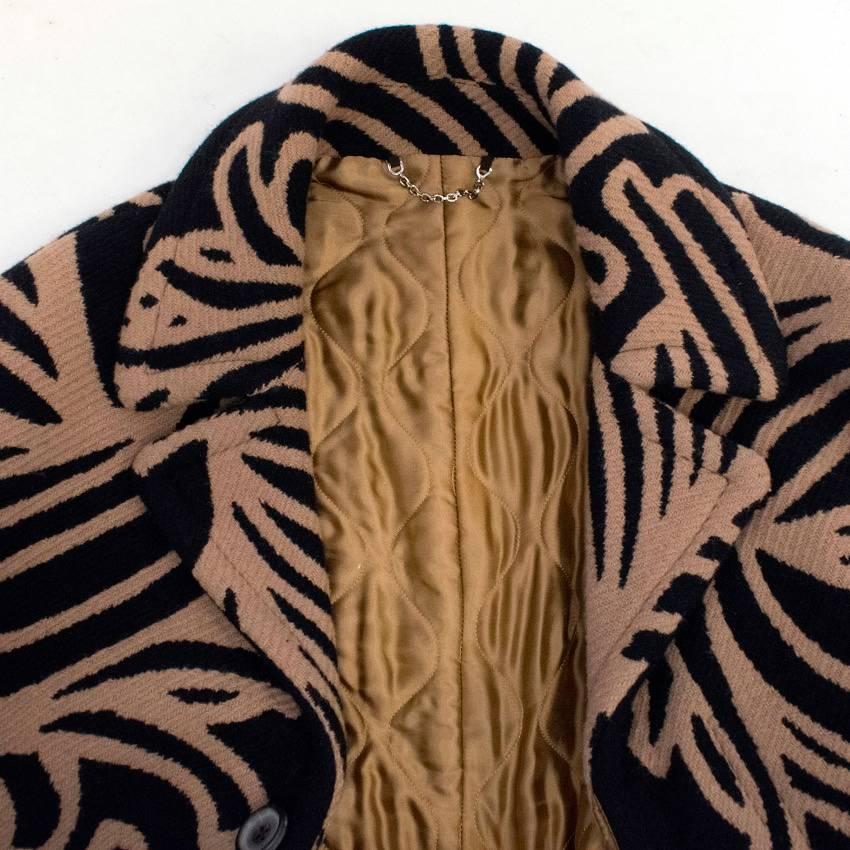  Louis Vuitton Black and Tan Printed Coat In New Condition In London, GB