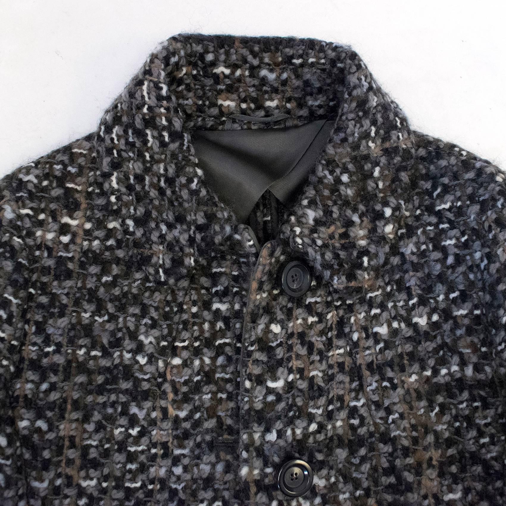 Max Mara Studio Tweed Single Breasted Wool Coat with Belt For Sale 2