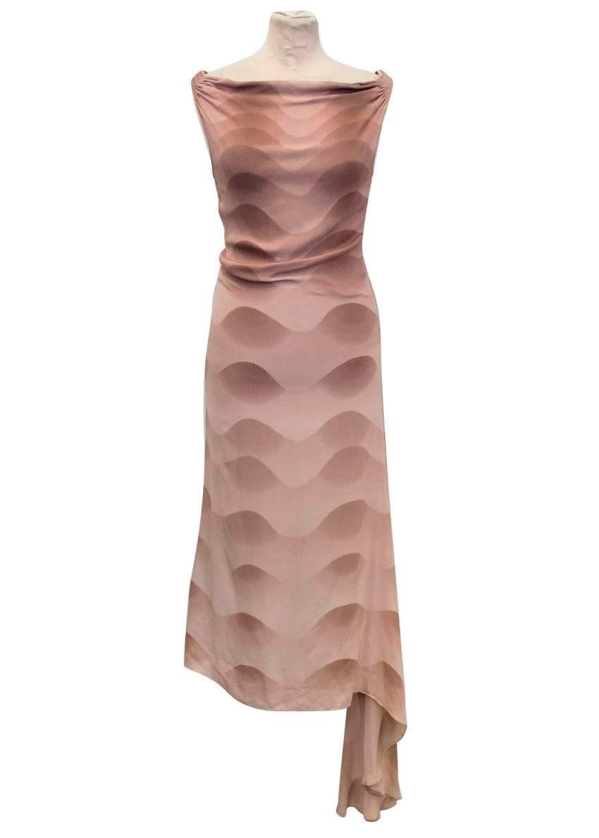 Chloe dusky pink printed sleeveless silk dress with an asymmetric hem line, a bateau neckline and ruching around the shoulders straps.

There are marks on the hem and a minor rip on the inside near the zip. Condition: 9/10

Size: XS
Size UK: 8
Size