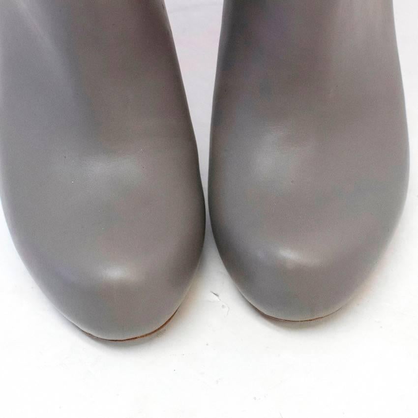 Women's Alexander McQueen Grey Leather Heeled Boots For Sale