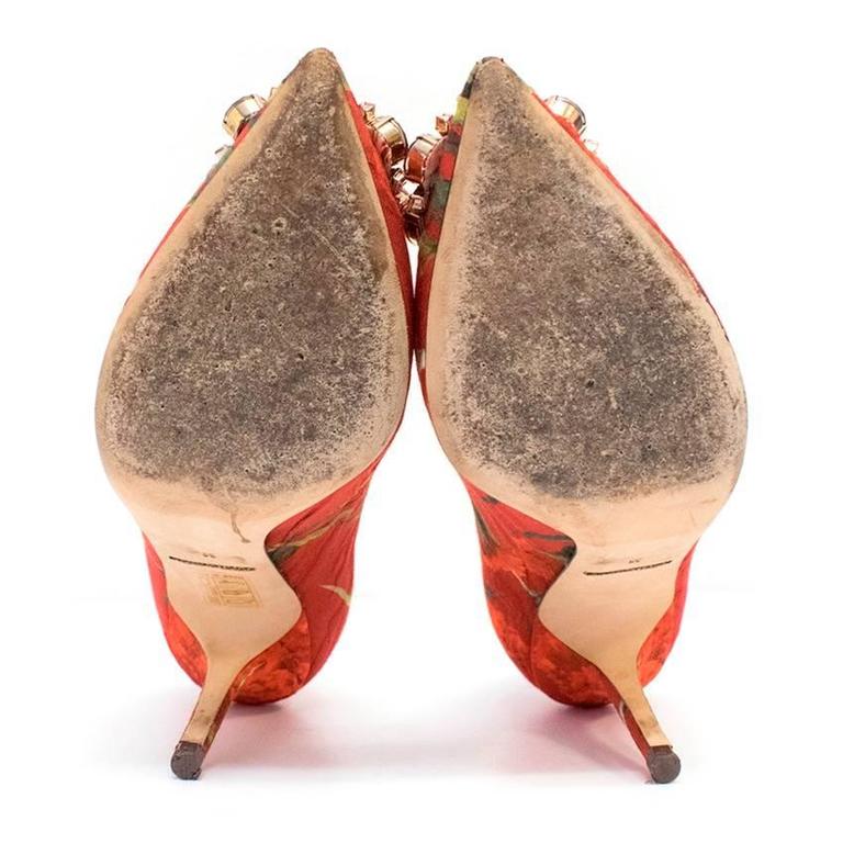 Dolce and Gabbana Red Embellished Patterned Jacquard Pumps For Sale at ...