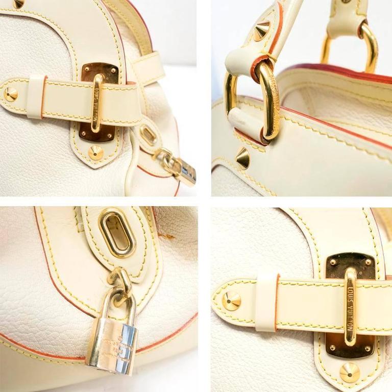 Louis Vuitton Cream Shoulder Bag For Sale at 1stdibs