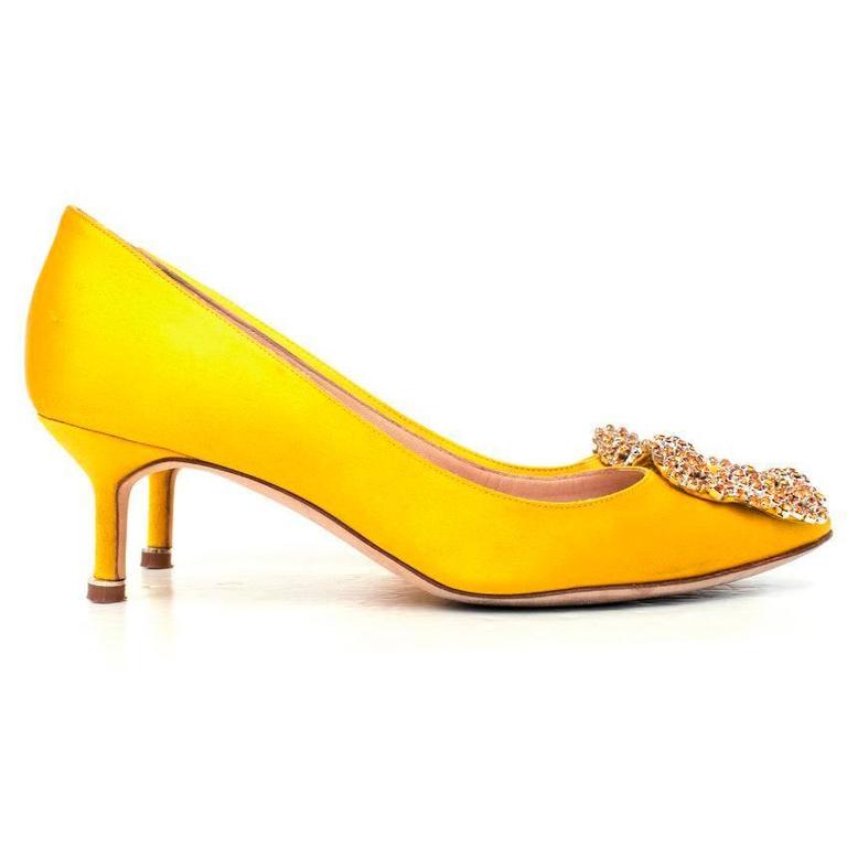 hangisi yellow
