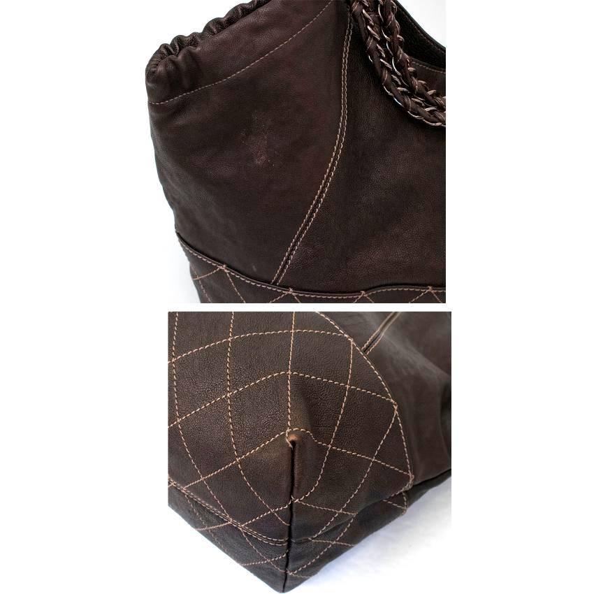 Women's or Men's Chanel Brown Shoulder Bag With Bronze Hardware For Sale