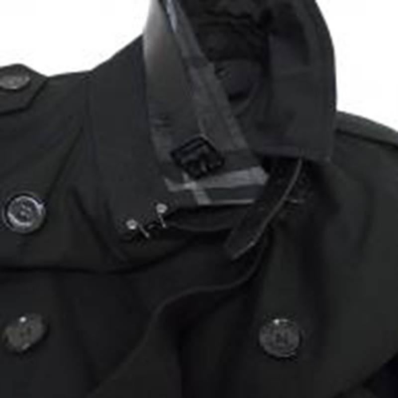 Burberry Black Trench Coat For Sale 5