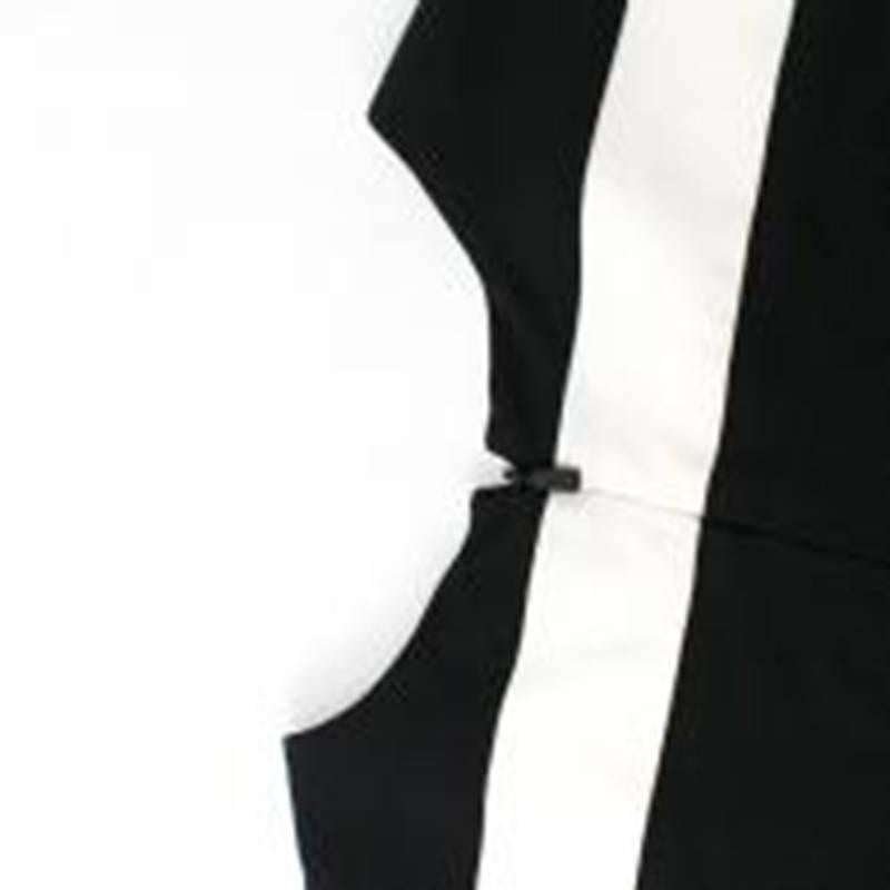 Chloe Black and White Long Sleeve Shift Dress In New Condition For Sale In London, GB