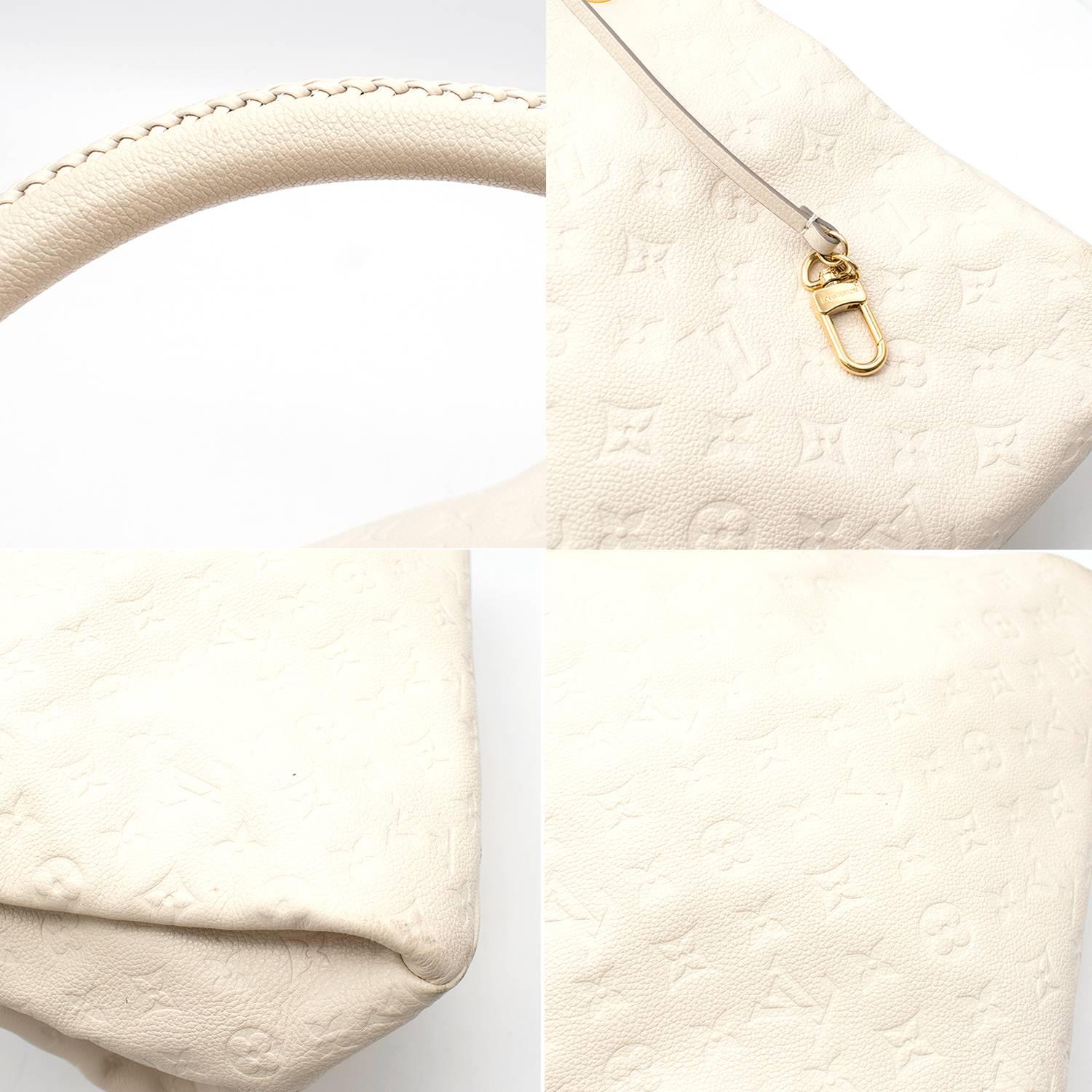 Louis Vuitton White Monogram Leather Hobo Bag  For Sale 3