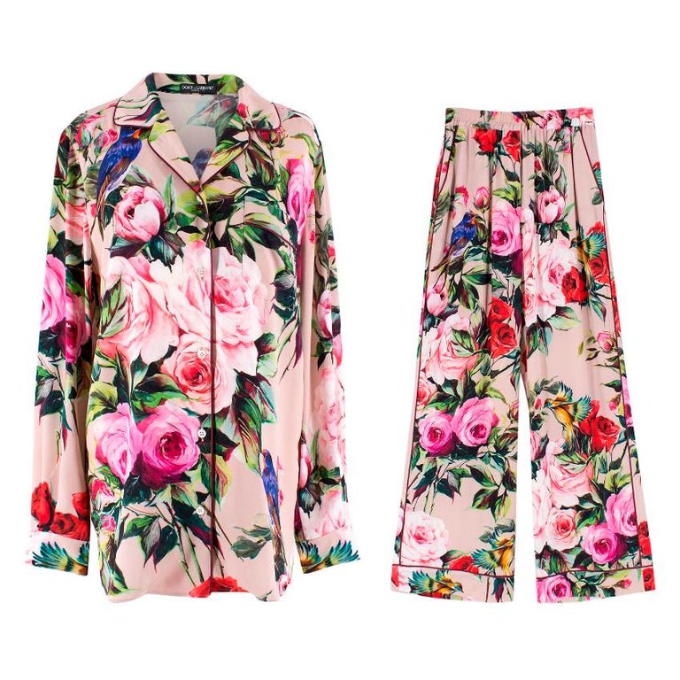 Dolce and Gabbana Rose Silk Pyjama-Style Suit For Sale at 1stDibs | pyjama  dolce gabbana, pyjama style, pijama dolce gabbana