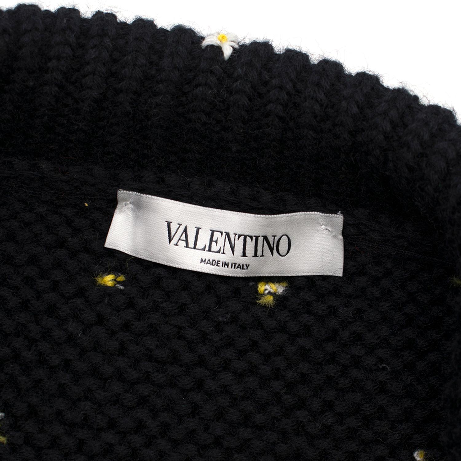 Valentino Black Wool Embroidered Floral Cardigan US size 6 For Sale 2