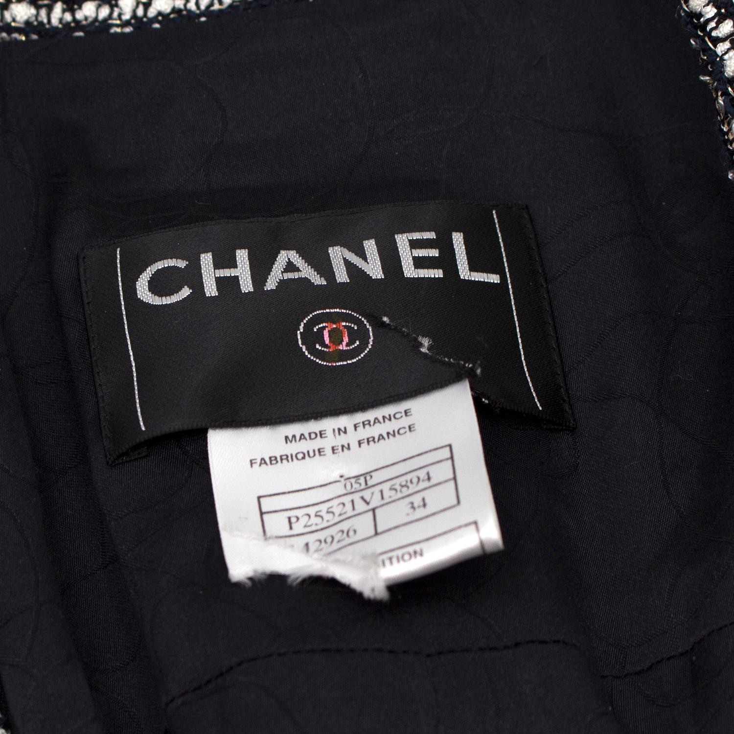 Women's Chanel Black and White Tweed Jacket US 2 For Sale