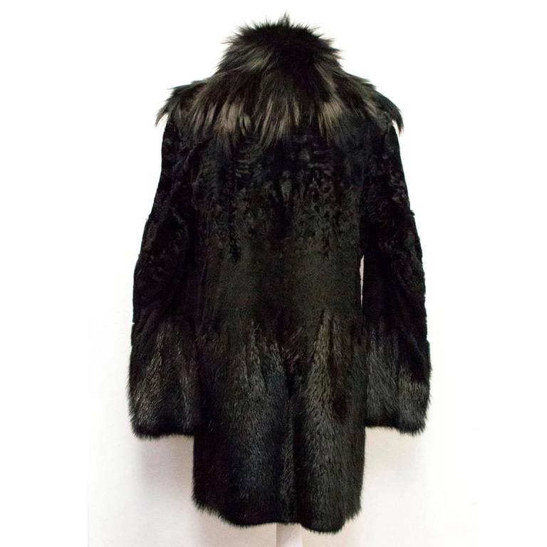 Gucci Men's Black Fur coat With Leather Lining For Sale at 1stDibs