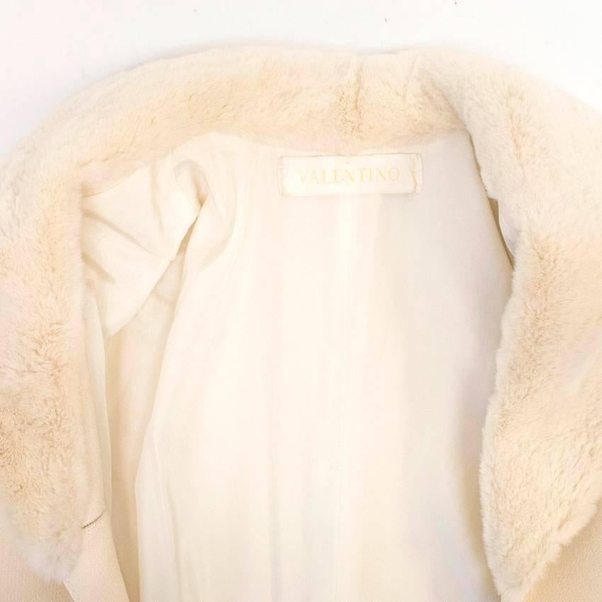Valentino Cream Crepe Coat with Rabbit Fur Lapel & Cuffs For Sale 2