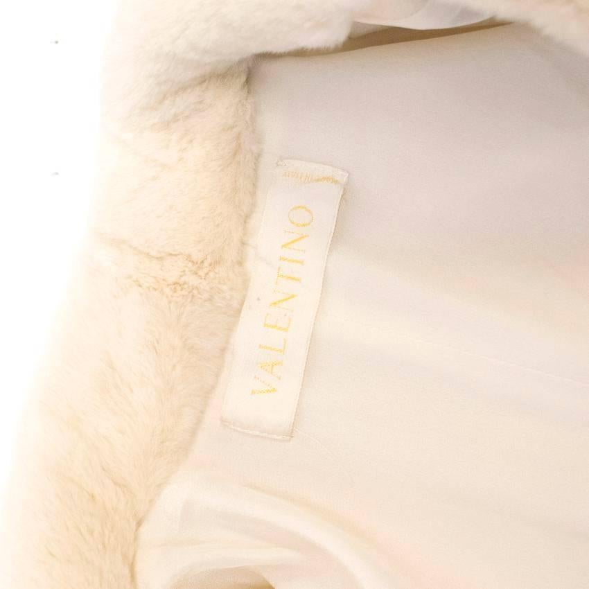 Valentino Cream Crepe Coat with Rabbit Fur Lapel & Cuffs For Sale 3