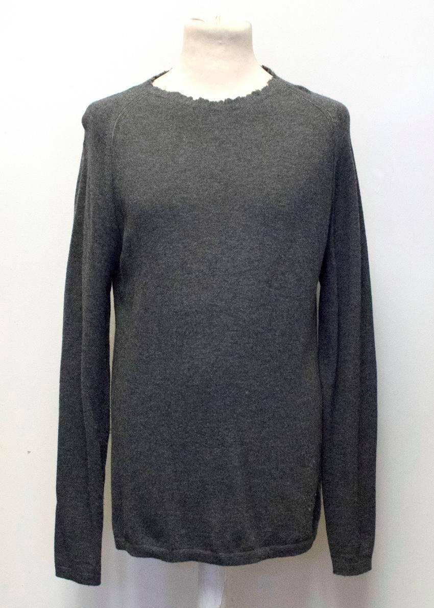 Christian Dior men's grey virgin wool distressed long sleeved jumper with a high neck. 

Condition:10/10 

Size: S
Size UK: 36
Size EU: 46

Measurements Approx.

length: 84 cm
sleeves: 76 cm
chest: 54 cm
shoulders: 40 cm