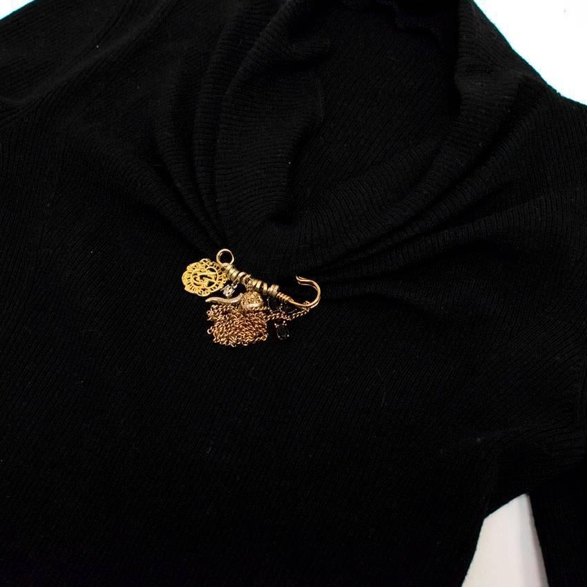 Dolce & Gabbana Black Knit Jumper with Gold Brooch For Sale 2