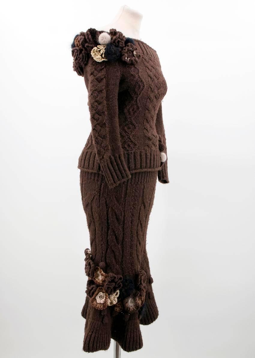 Alexander McQueen Brown Knit Skirt and Top Set In Good Condition In London, GB