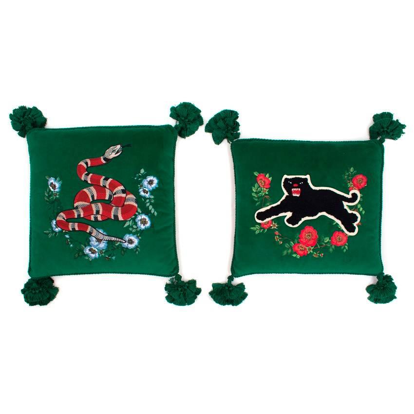 Gucci Set of 2 Embroidered Velvet Cushions For Sale