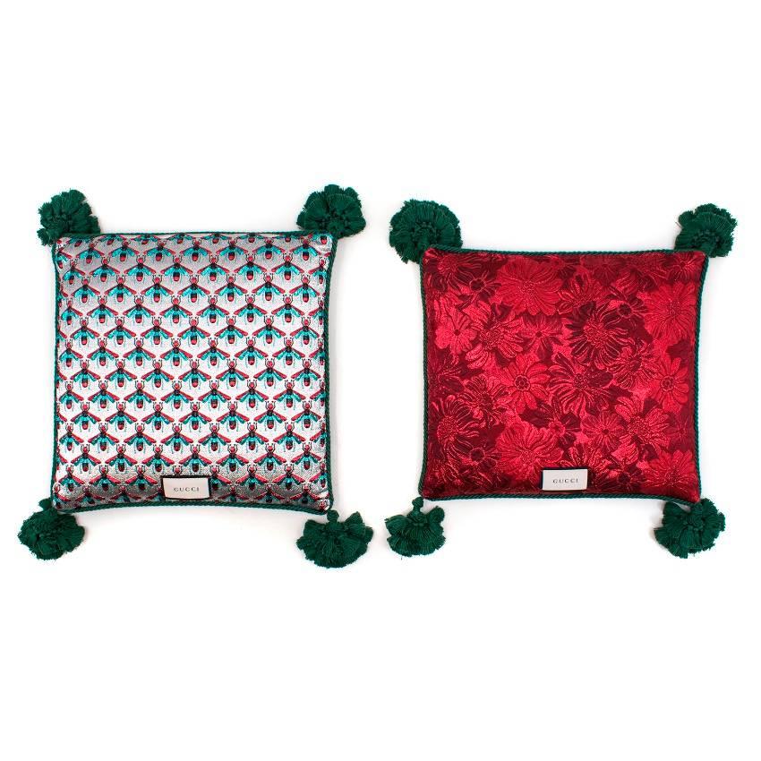 Gucci Set of 2 Embroidered Velvet Cushions. 

*Email if interested in 1 for $650. 

One pillow includes a snake embroidery with a an opposite metallic bumble bee print.

Second pillow includes a black cat embroidery with a opposite red print