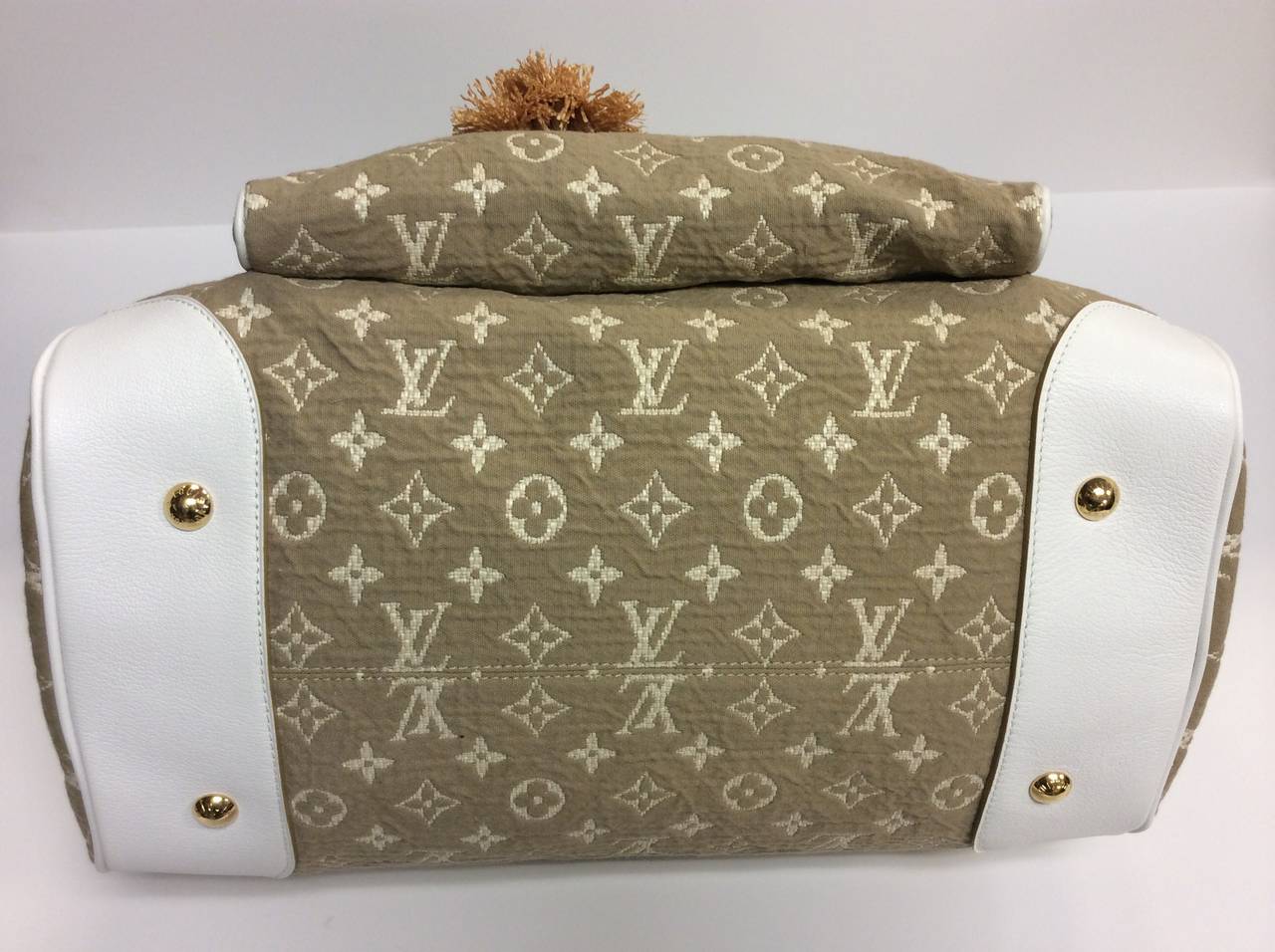 Women's 2011 Louis Vuitton Sabbia Tote