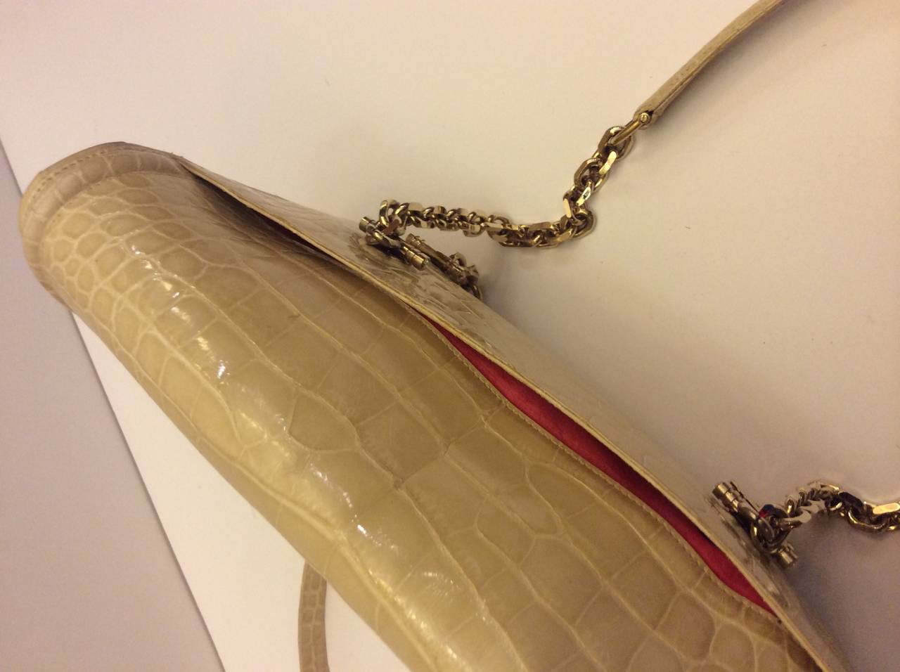 Women's Judith Leiber Buttercream Crocodile Multi Pocket Flap Handbag For Sale