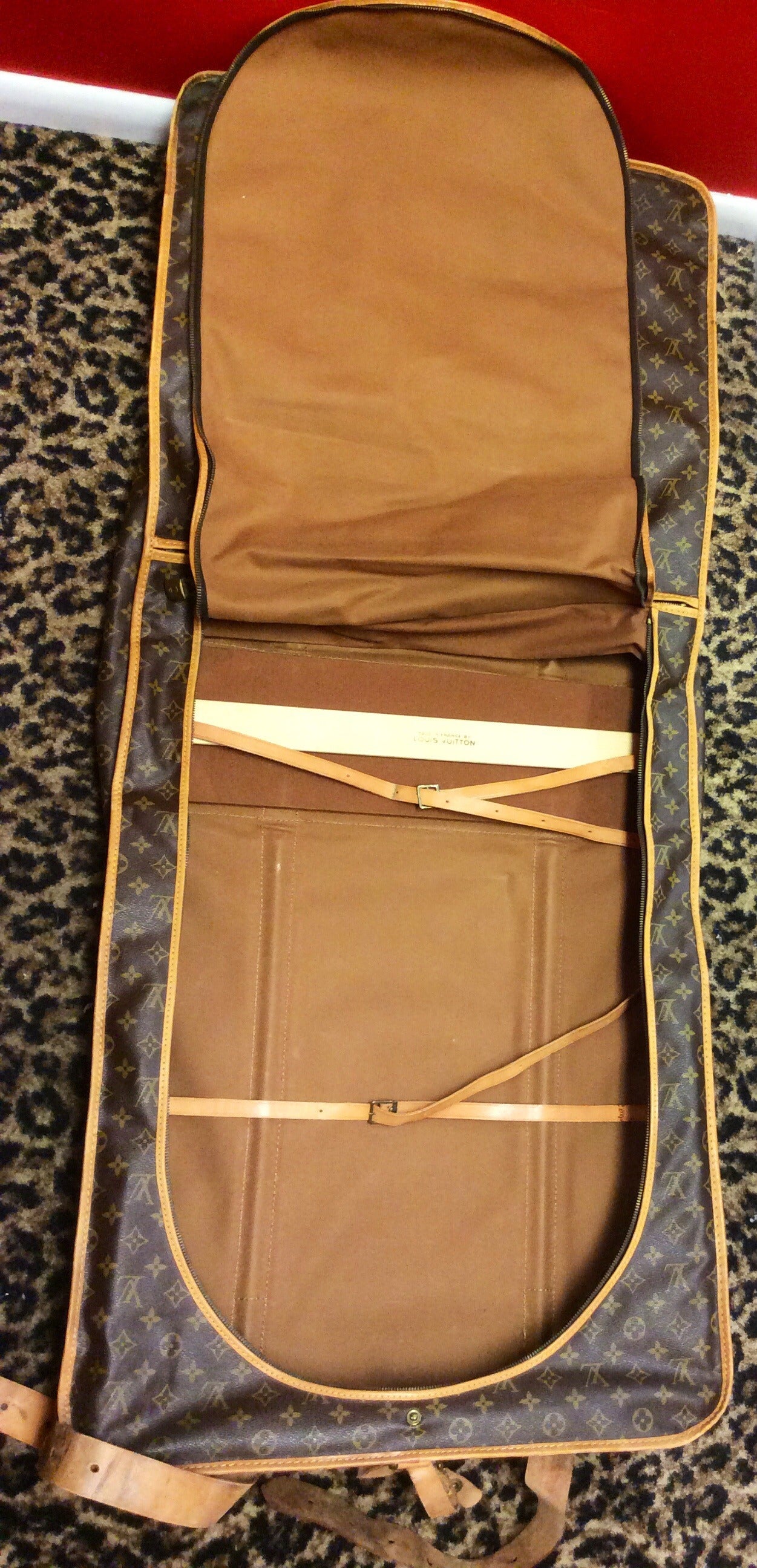 Rare Louis Vuitton Monogram Garment Travel Bag For Sale 1
