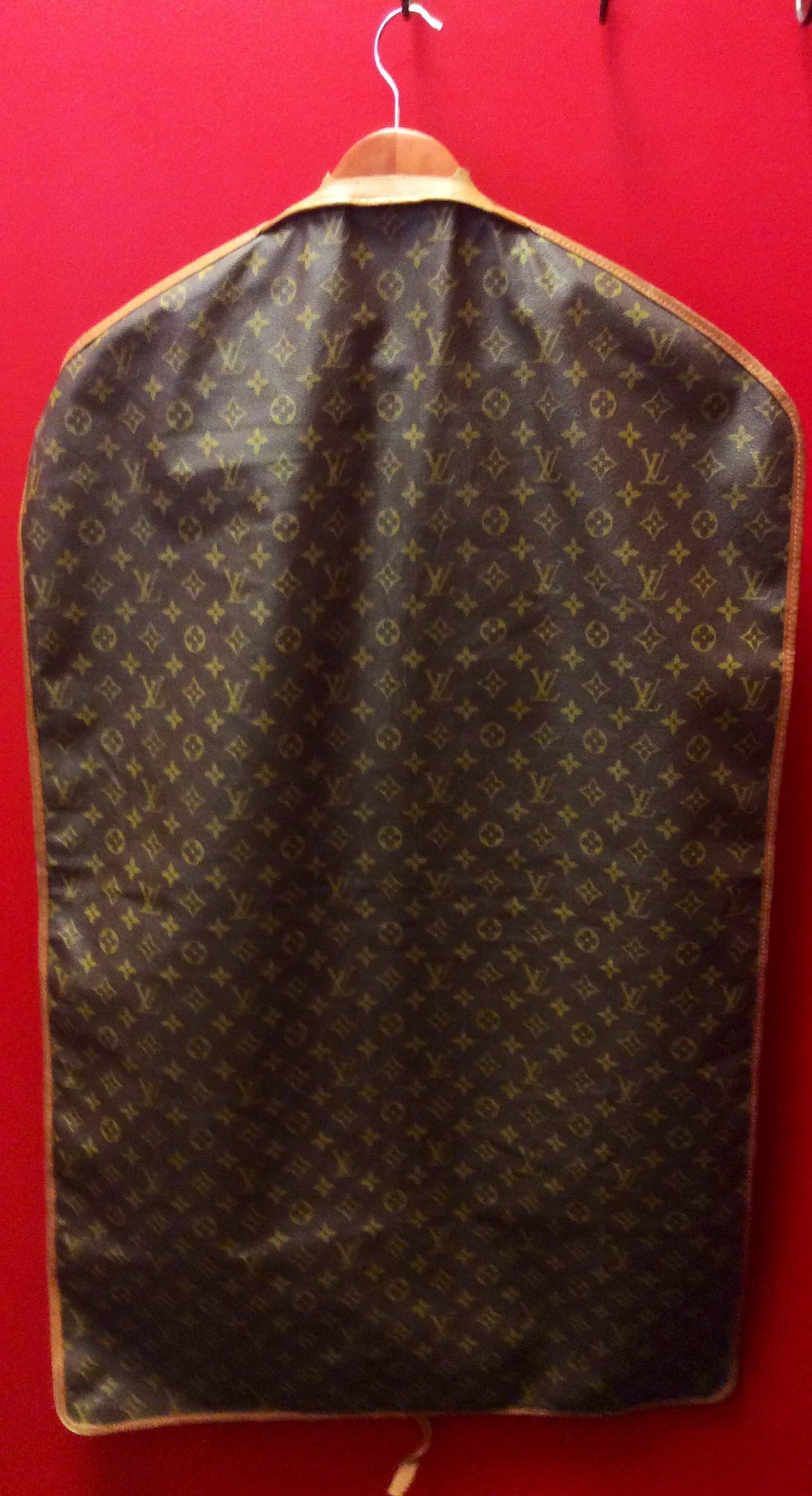 Women's or Men's Rare Vintage Louis Vuitton Monogram Single Hanger Garment a Travel Bag