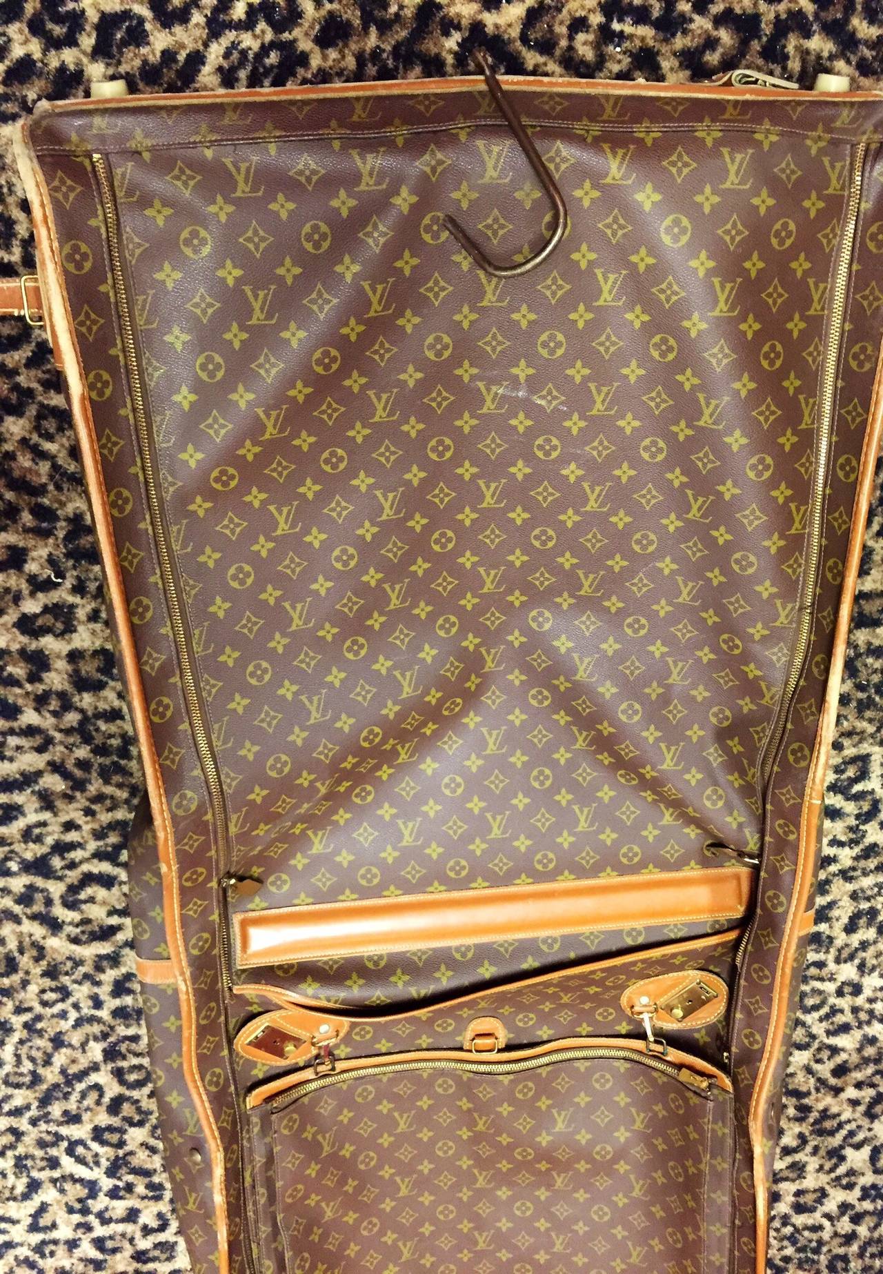Vintage Rare Louis Vuitton French Company Monogram Garment Travel Bag In Fair Condition For Sale In Lake Park, FL