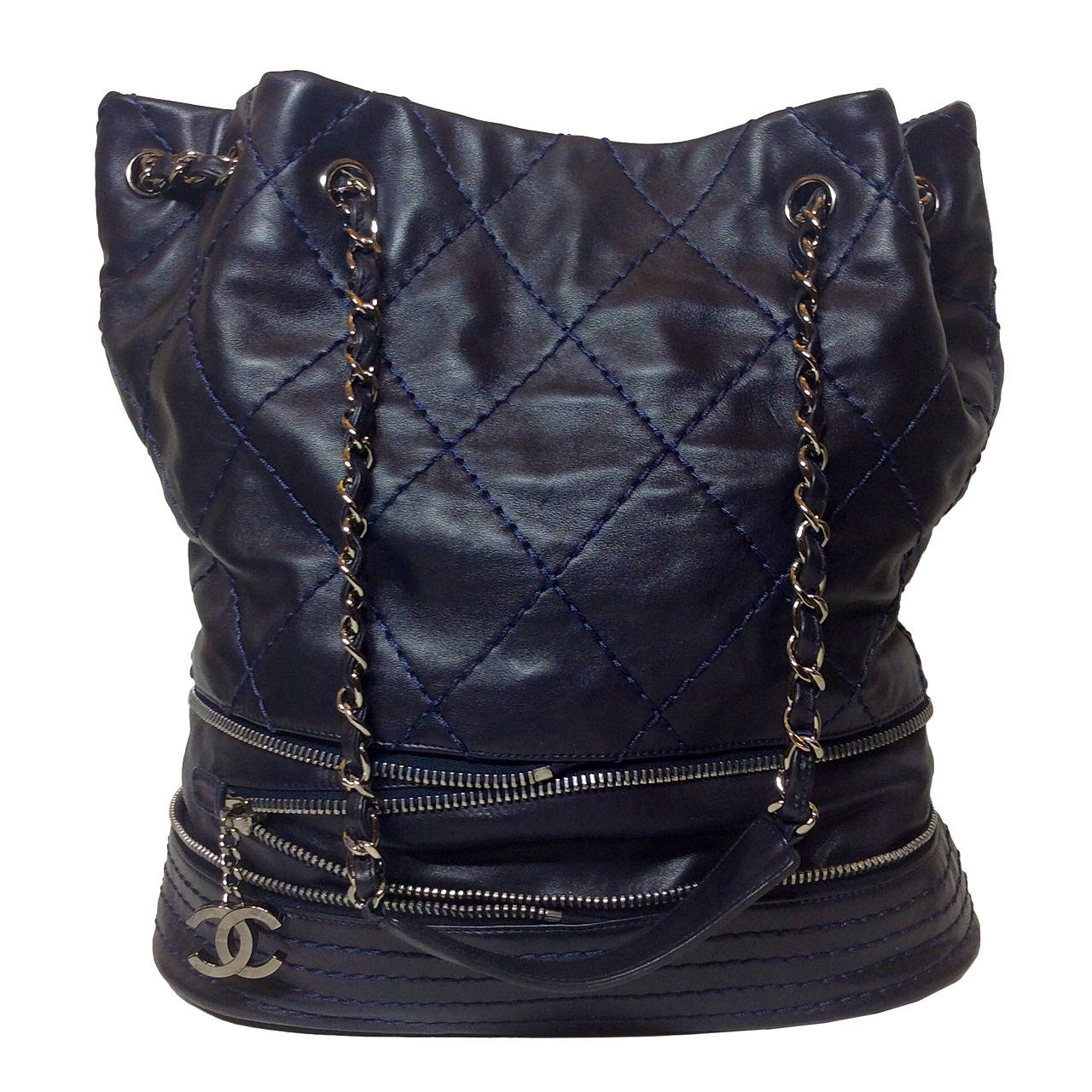 Chanel Navy Quilted Lambskin Expandable Tote For Sale