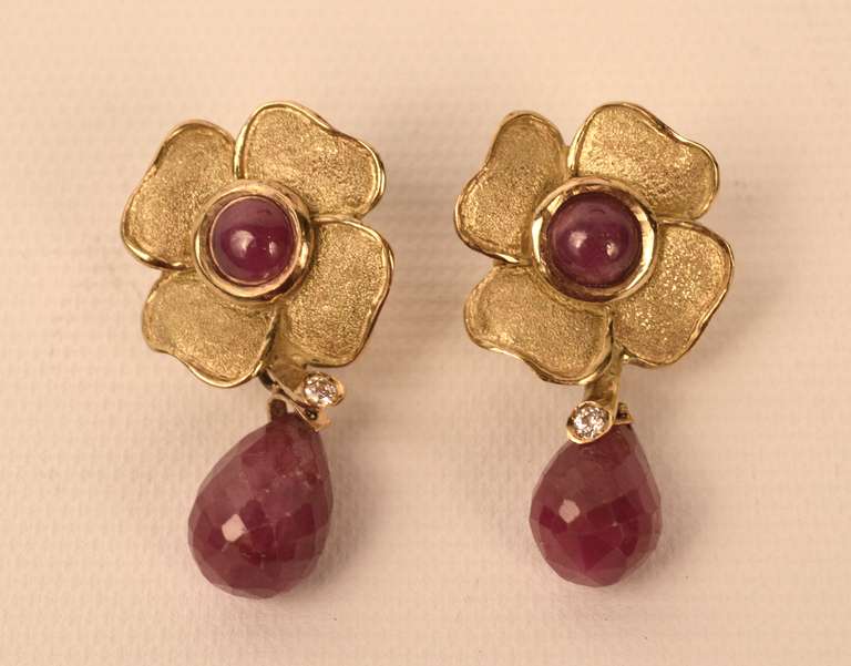 Gioielleria Garanzia Ruby Set Necklace and Earrings Yellow Gold and Diamond 1