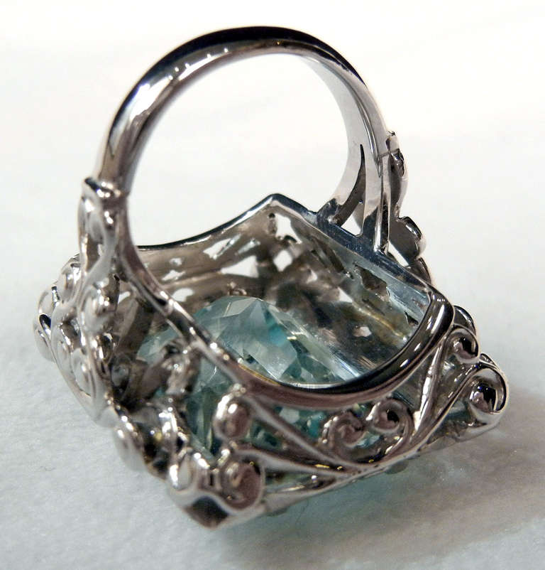 Aquamarine Ring In New Condition In Lake Park, FL