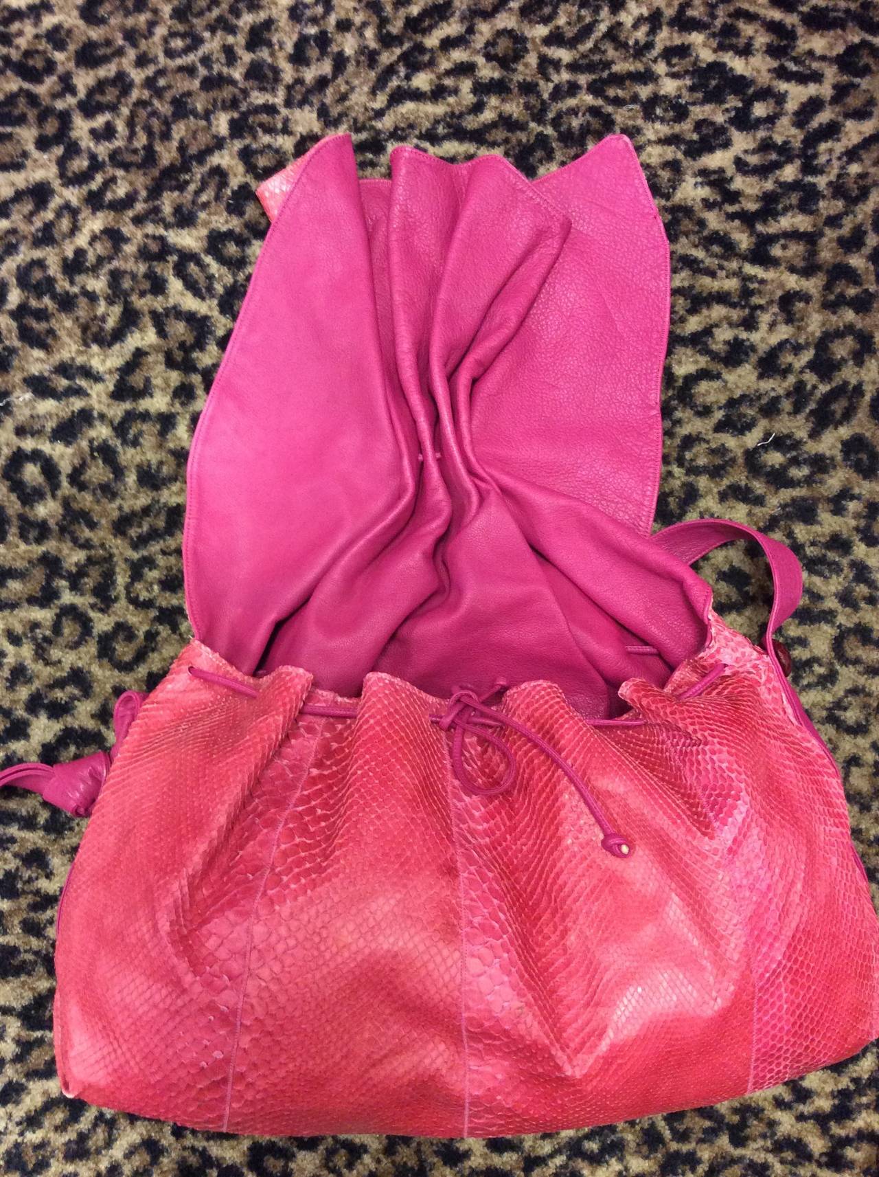 Vintage Gigantic Carlos Falchi Pink Python Snakeskin Flap Crossbody Handbag For Sale 2