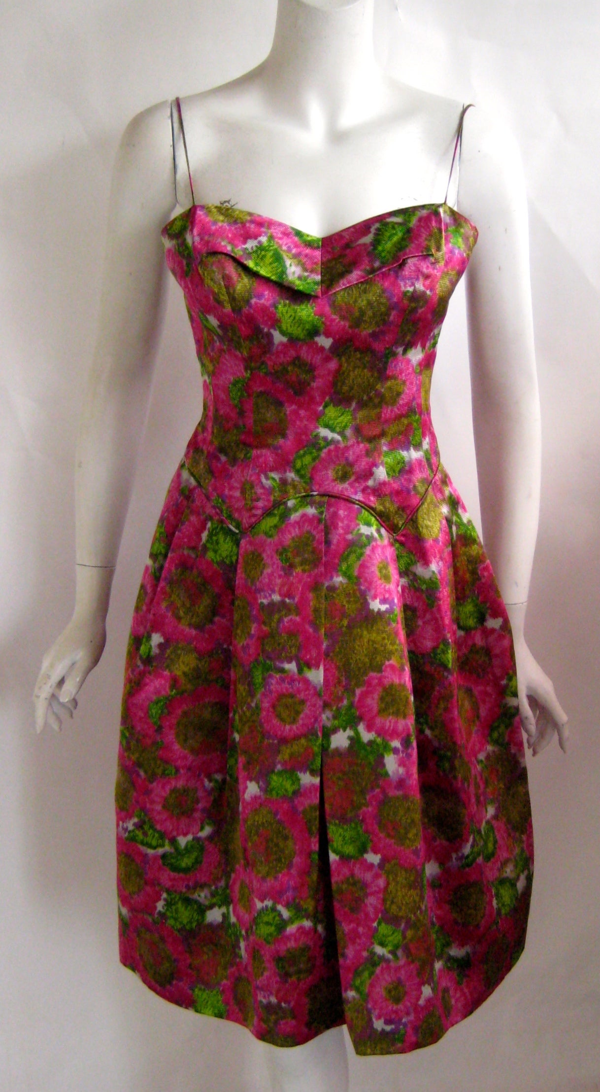 1950s Frank Starr Silk Floral Cocktail Dress For Sale 4