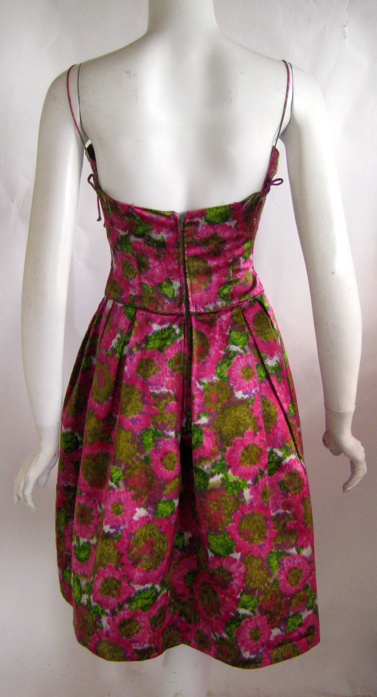 1950s Frank Starr Silk Floral Cocktail Dress For Sale 1