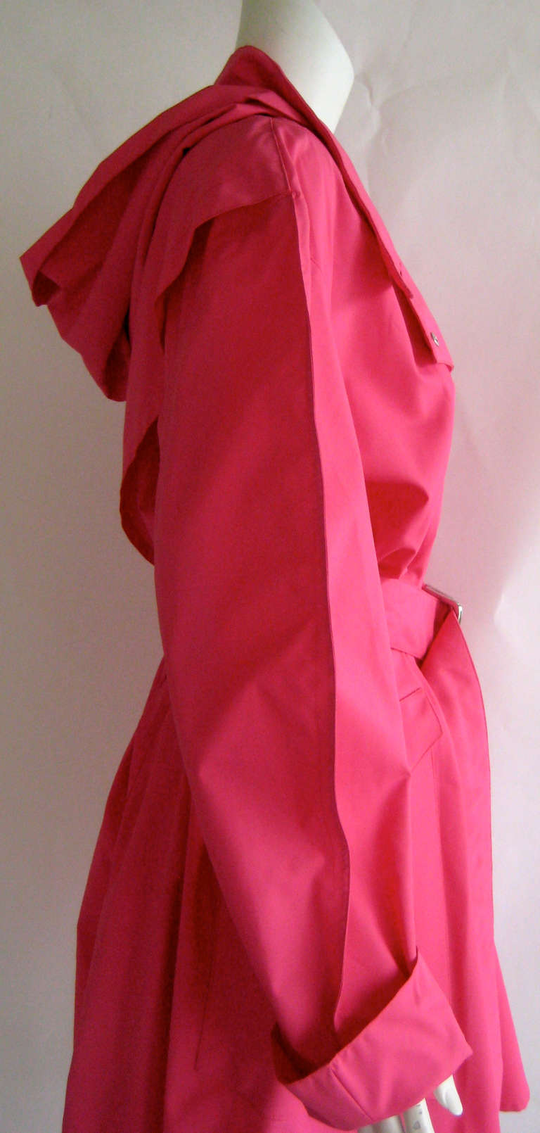 Women's 1980s Thierry Mugler Hot Pink Deadstock Raincoat For Sale
