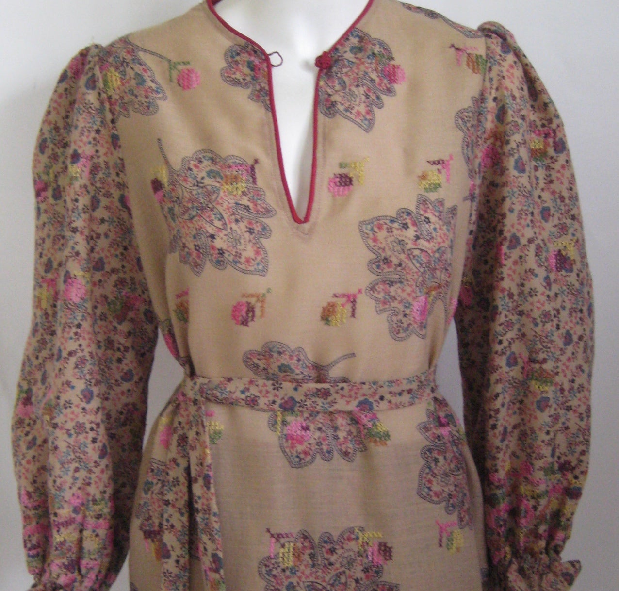 1970s Giorgio Sant Angelo Hand Embroidered Peasant Ensemble For Sale 2