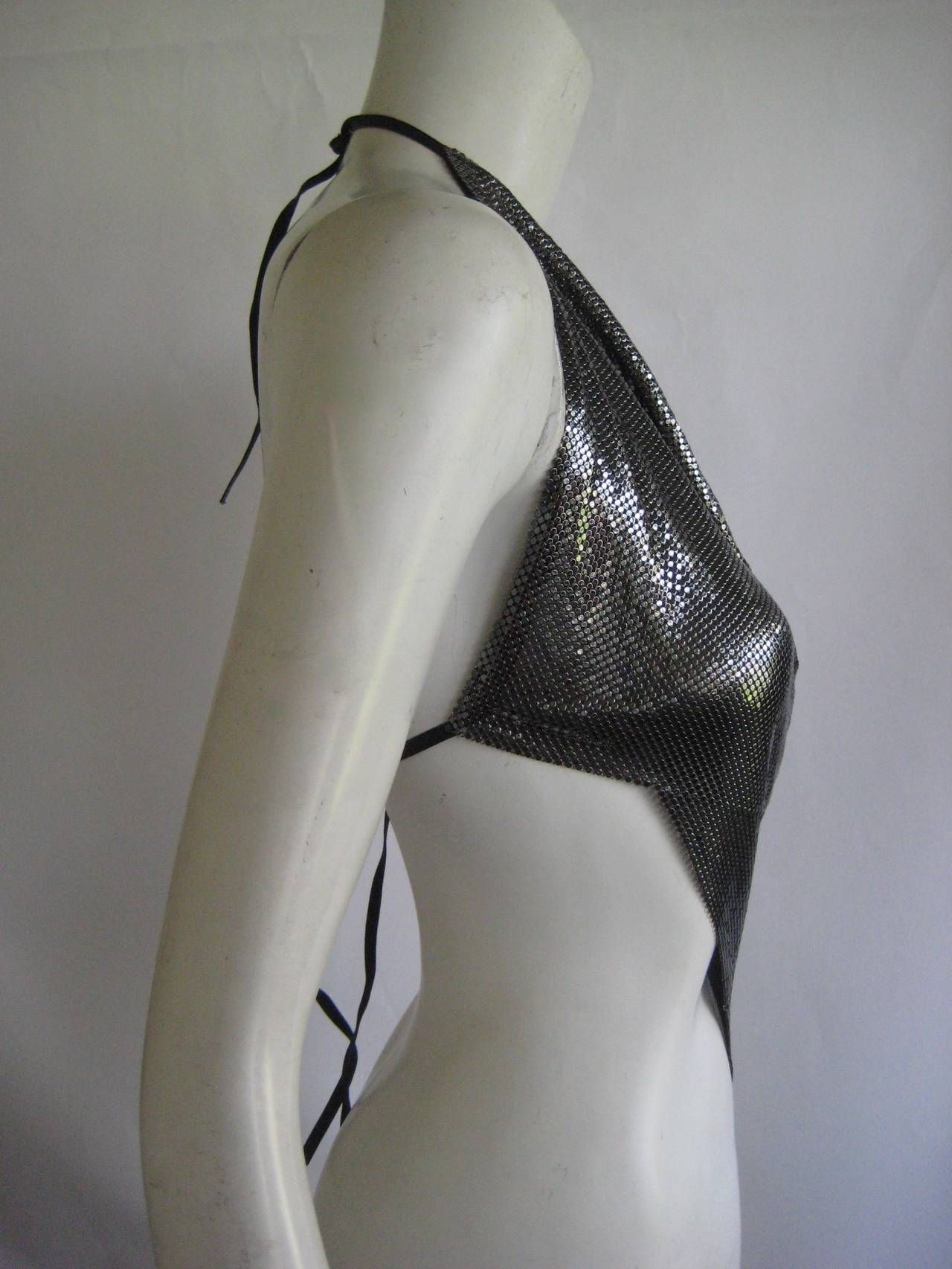 1970s Whiting and Davis Gunmetal Mesh Disco Halter Top In Excellent Condition In Chicago, IL