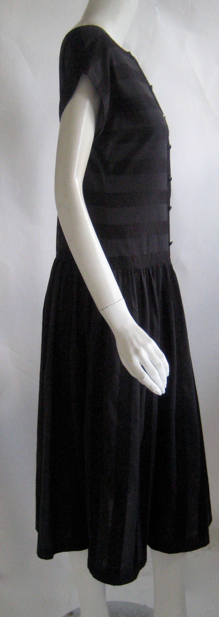 1980s Geoffrey Beene Little Black Dress In Excellent Condition For Sale In Chicago, IL