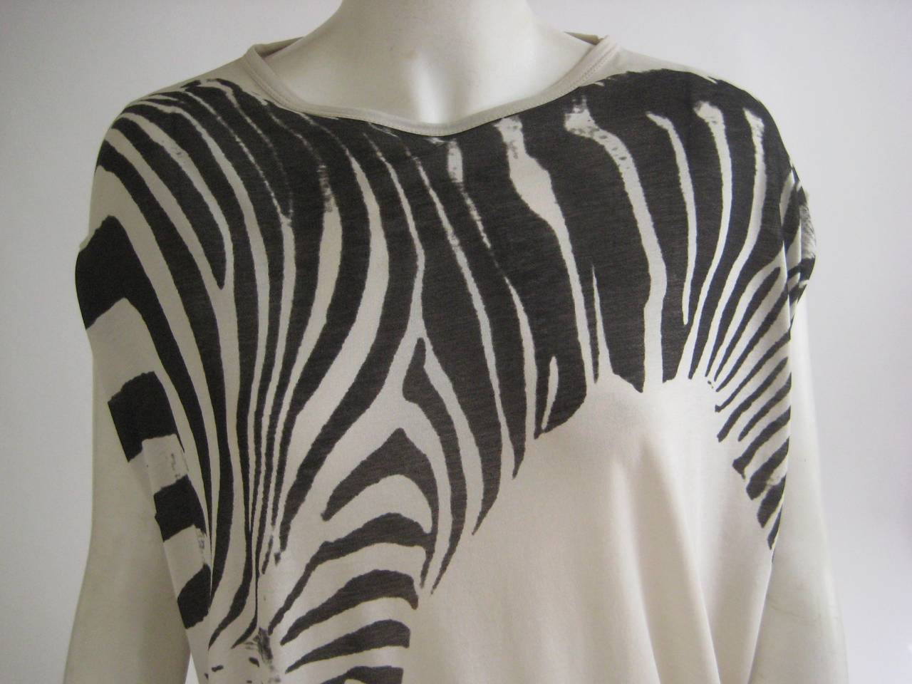 Rare Stella McCartney Zebra T Shirt
100% baumwolle cotton
Labeled size 40