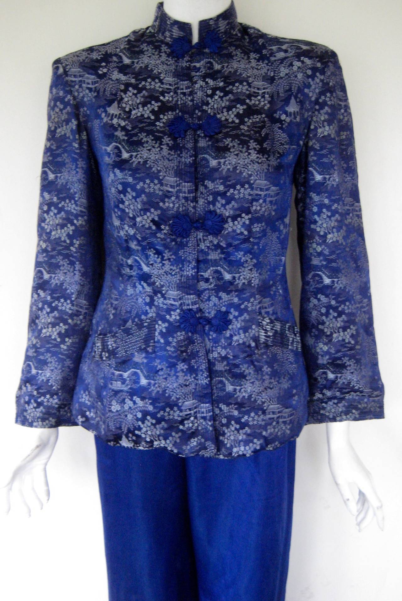 1940s Chinese Export Silk Pajama Lounge Set In Excellent Condition For Sale In Chicago, IL