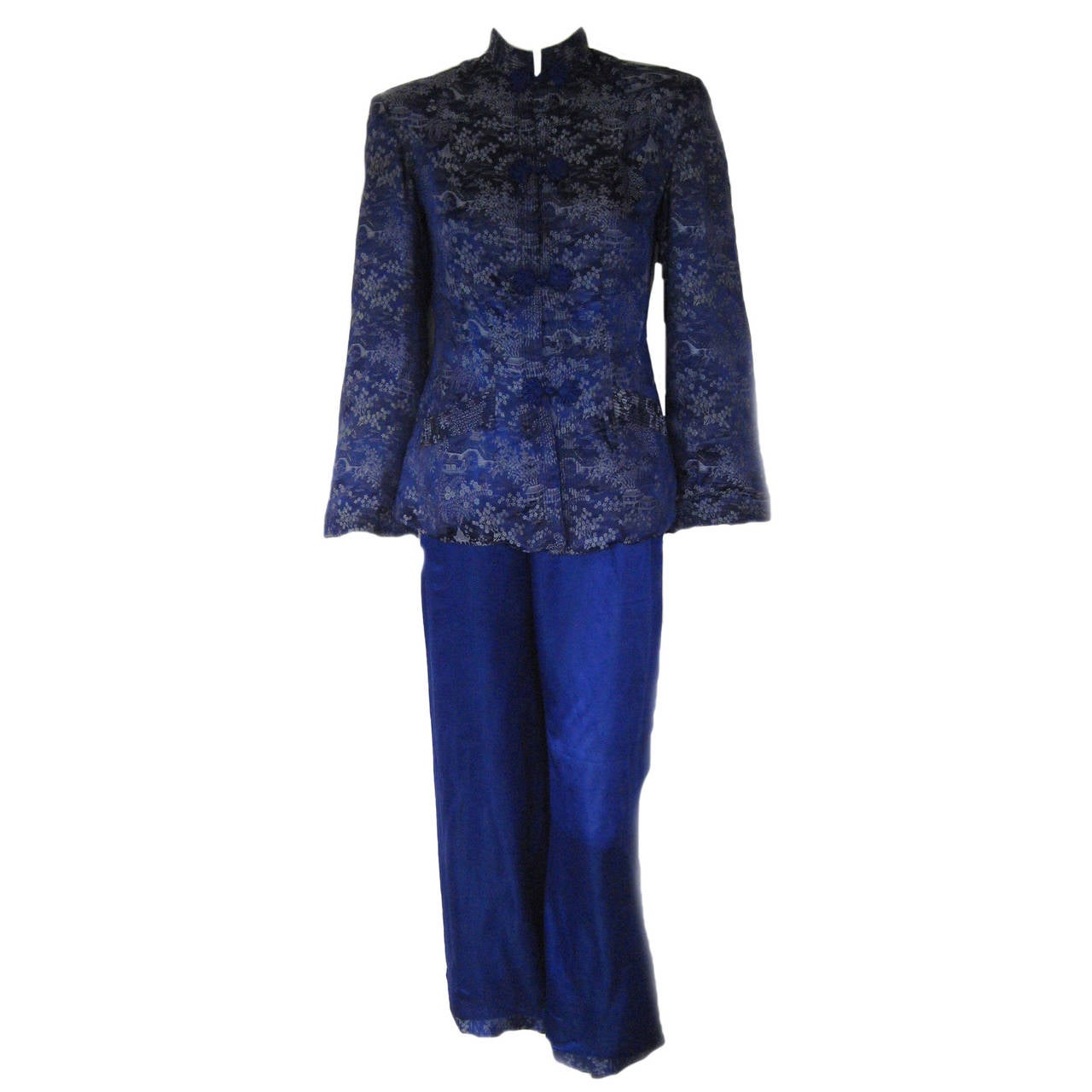 1940s Chinese Export Silk Pajama Lounge Set For Sale