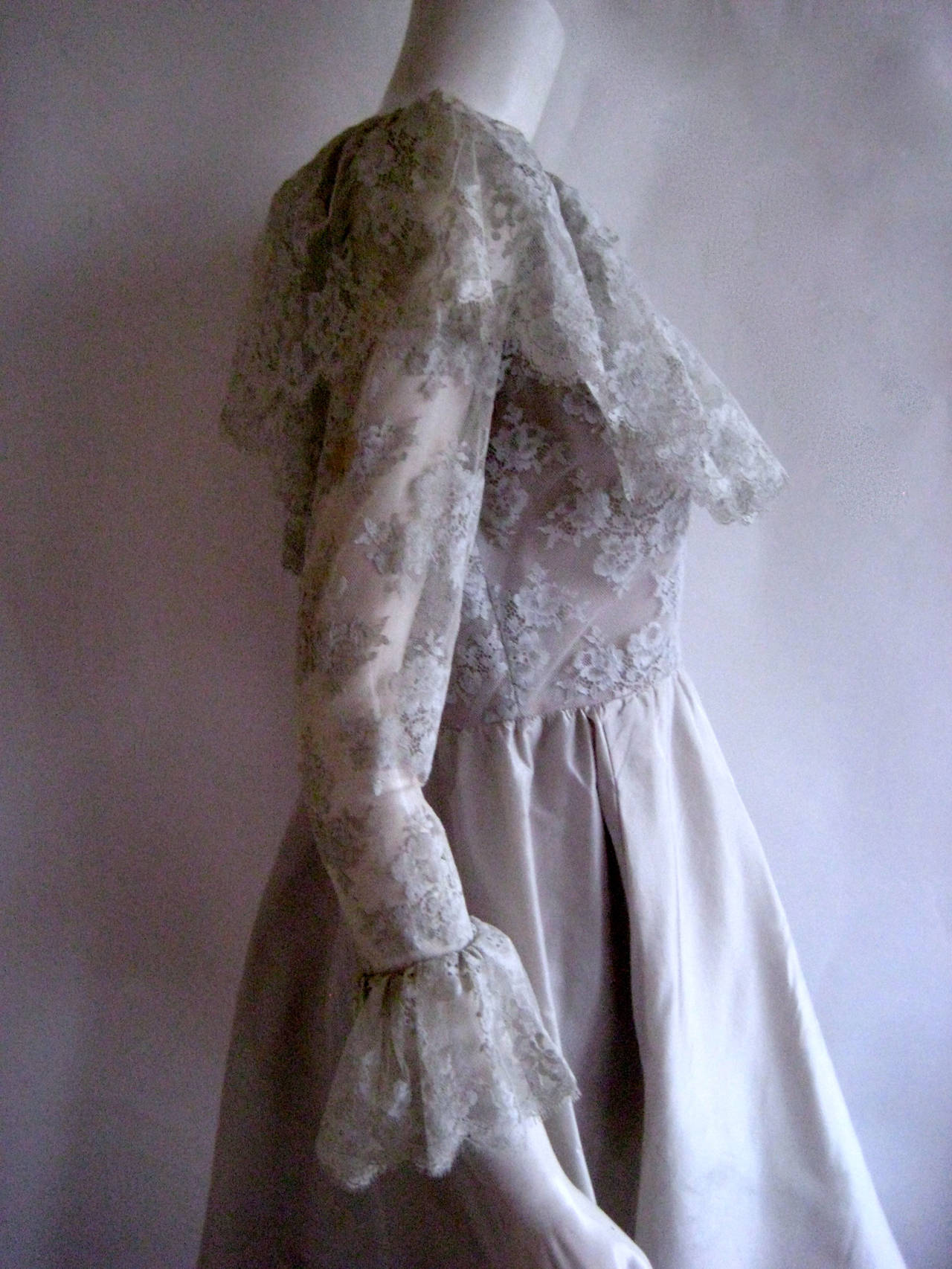 1960s Oscar De La Renta Pale Grey Silk Empire Dress For Sale 2