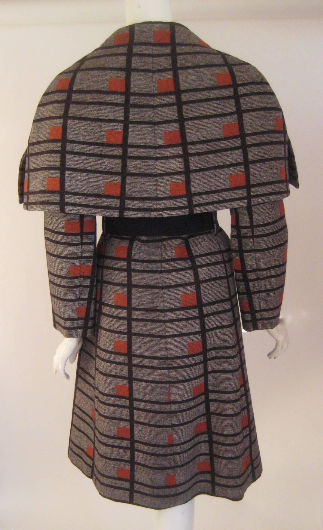 1960s Christian Dior New York Wrap Coat In Excellent Condition In Chicago, IL