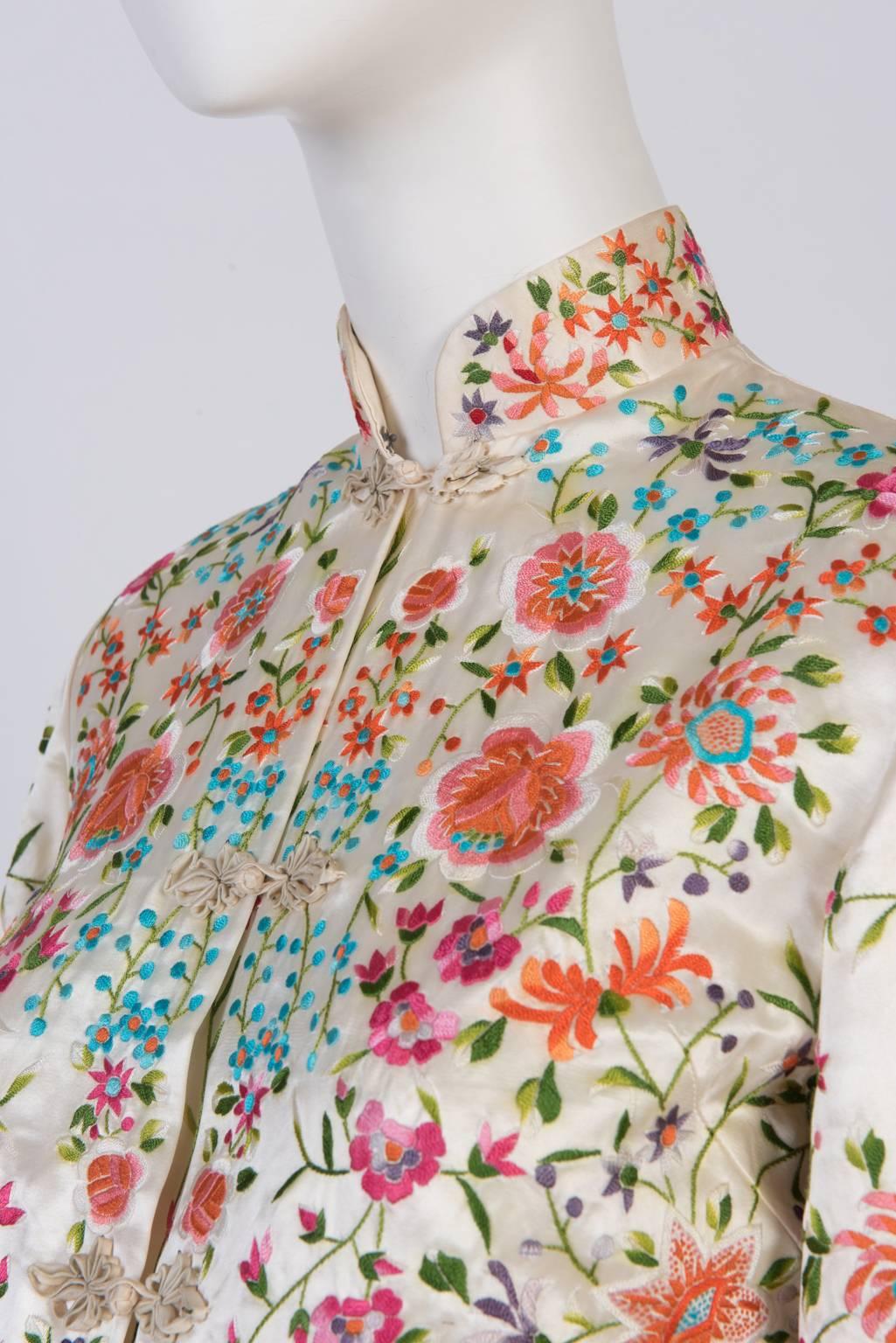 Women's Floral Embroidery Oriental Jacket For Sale